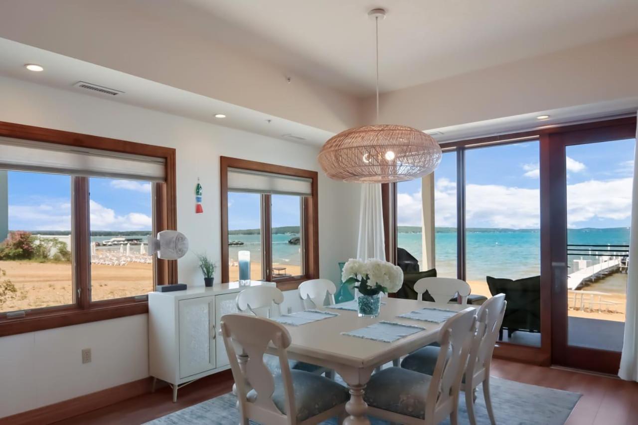 Sugar Beach Villa 1012 Luxury Waterfront Condo Traverse City Ngoại thất bức ảnh