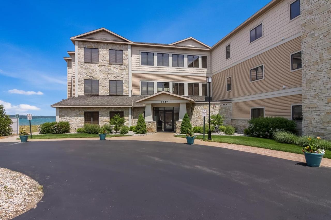 Sugar Beach Villa 1012 Luxury Waterfront Condo Traverse City Ngoại thất bức ảnh