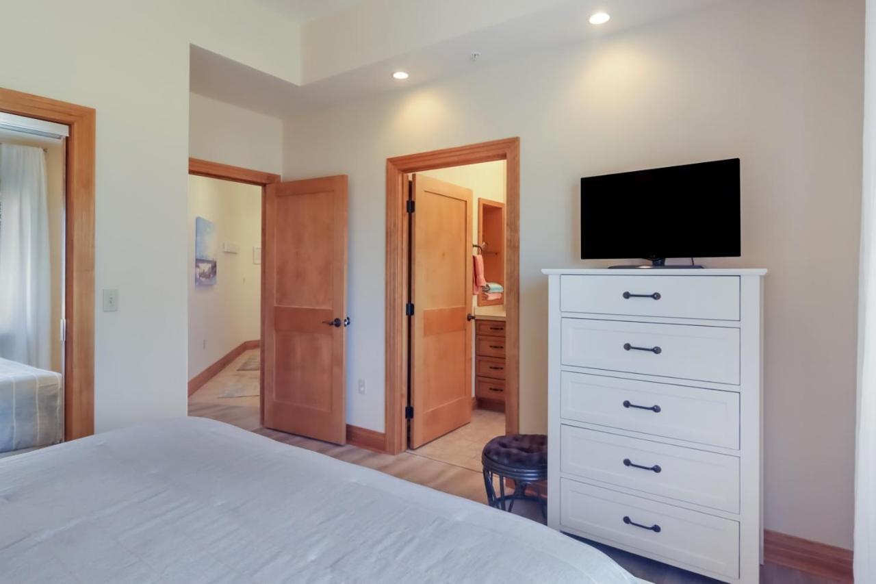 Sugar Beach Villa 1012 Luxury Waterfront Condo Traverse City Ngoại thất bức ảnh