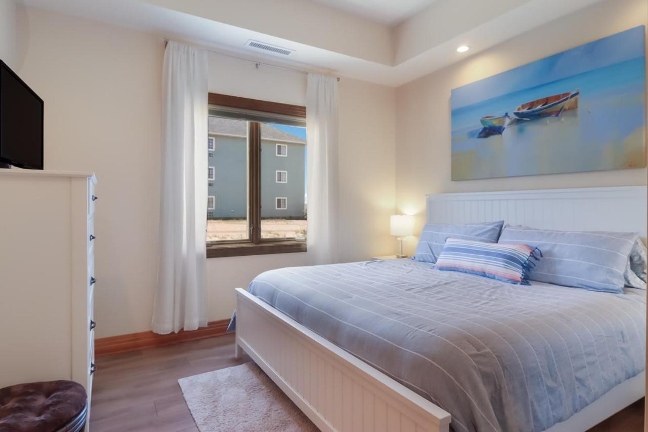 Sugar Beach Villa 1012 Luxury Waterfront Condo Traverse City Ngoại thất bức ảnh
