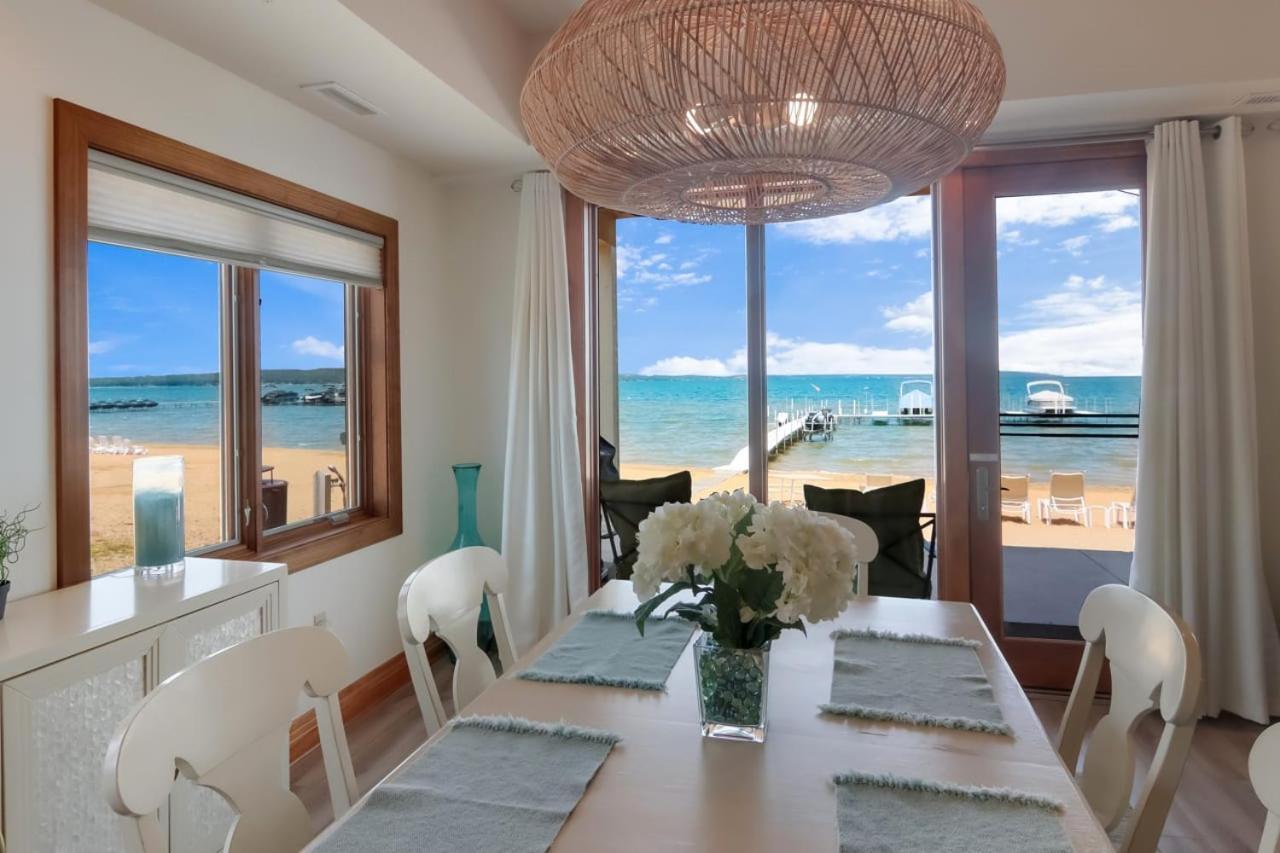 Sugar Beach Villa 1012 Luxury Waterfront Condo Traverse City Ngoại thất bức ảnh